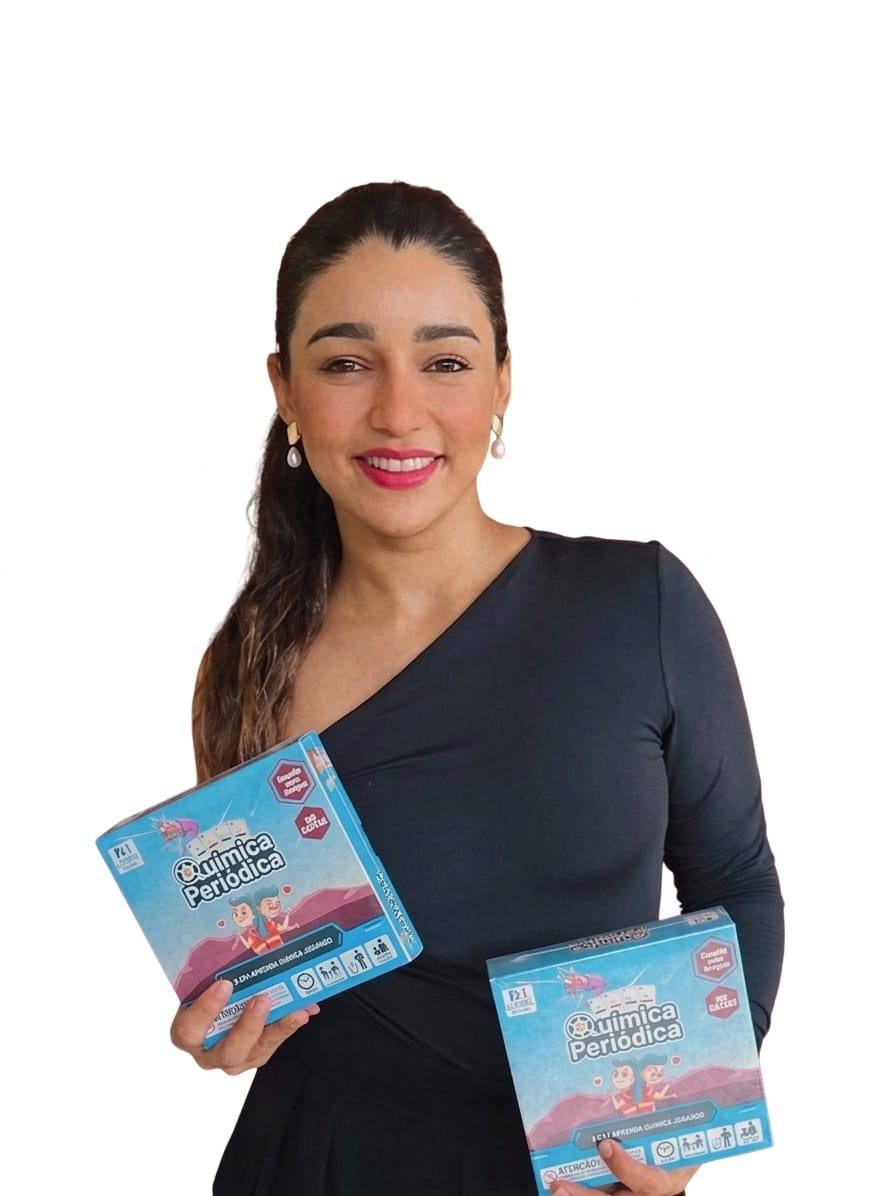 Professora Marceli Cristina, autora dos materiais Ludbel Educar